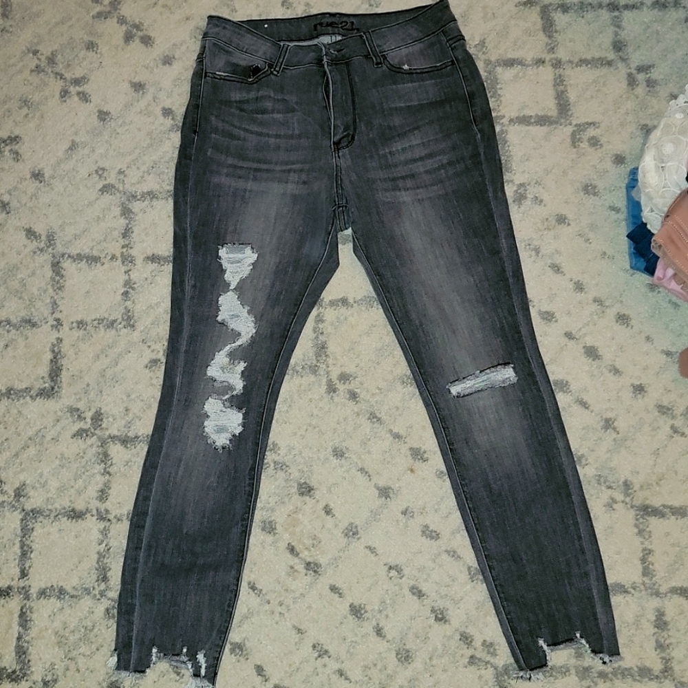 Gray wash distressed jeans